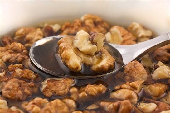 Walnuts with honey for added potency